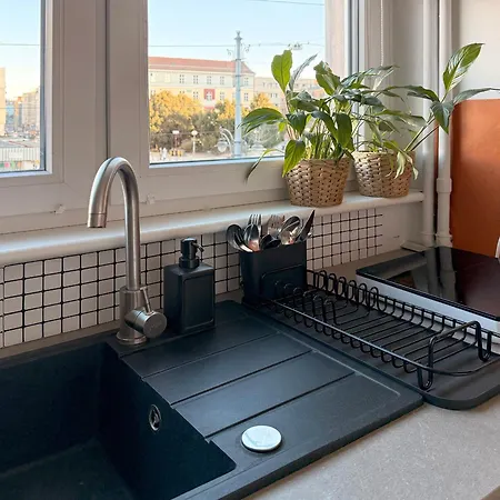 Szewska, Harlem アパート